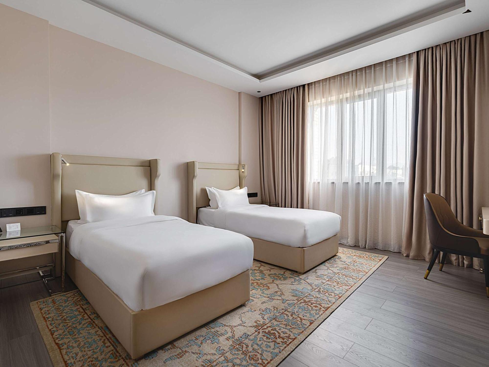 Moevenpick 사마르칸트 외부 사진