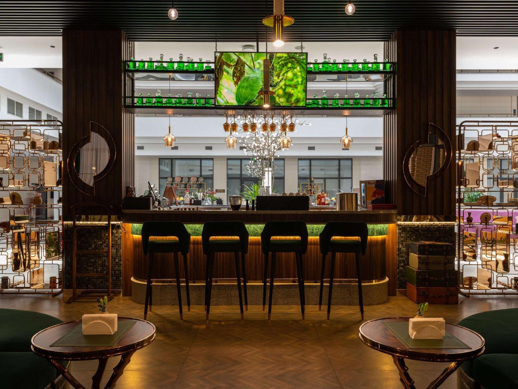 Moevenpick 사마르칸트 외부 사진