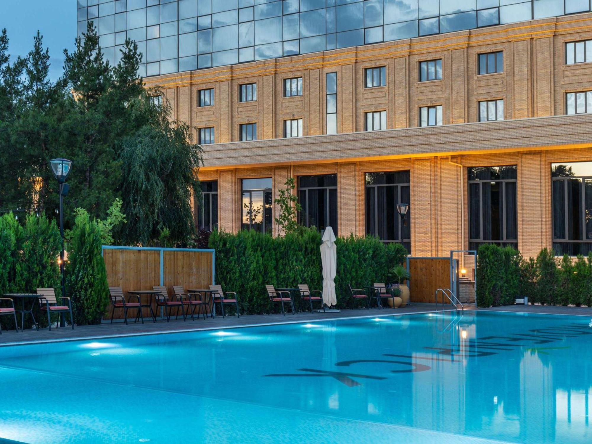 Moevenpick 사마르칸트 외부 사진